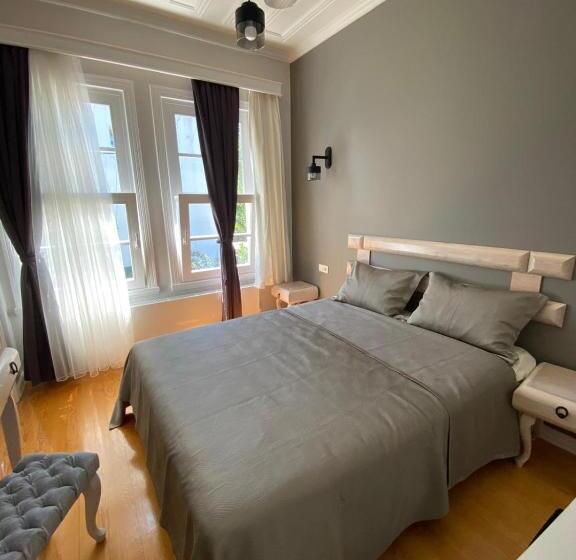Номер Стандарт Трехместный, White Island Boutique Otel
