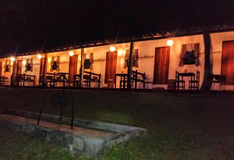 Standard room with outdoor bath, Fazenda Da Roseta   Turismo Rural E Passeios A Cavalo