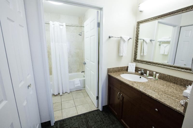 Suite 2 Camere da Letto, Staybridge Suites Austin Airport, An Ihg