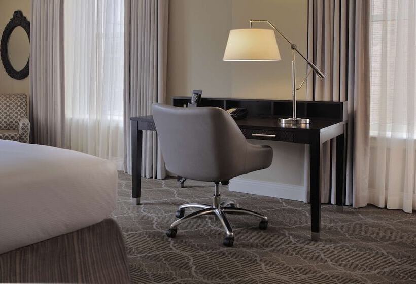 חדר דלוקס, The Skirvin Hilton Oklahoma City