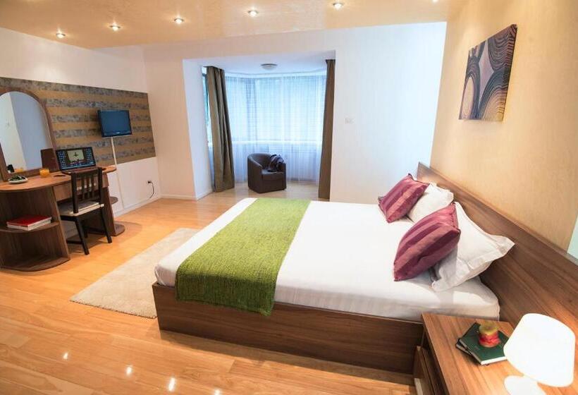 Апартаменты 1 Спальня с Террасой, 6 Apartments