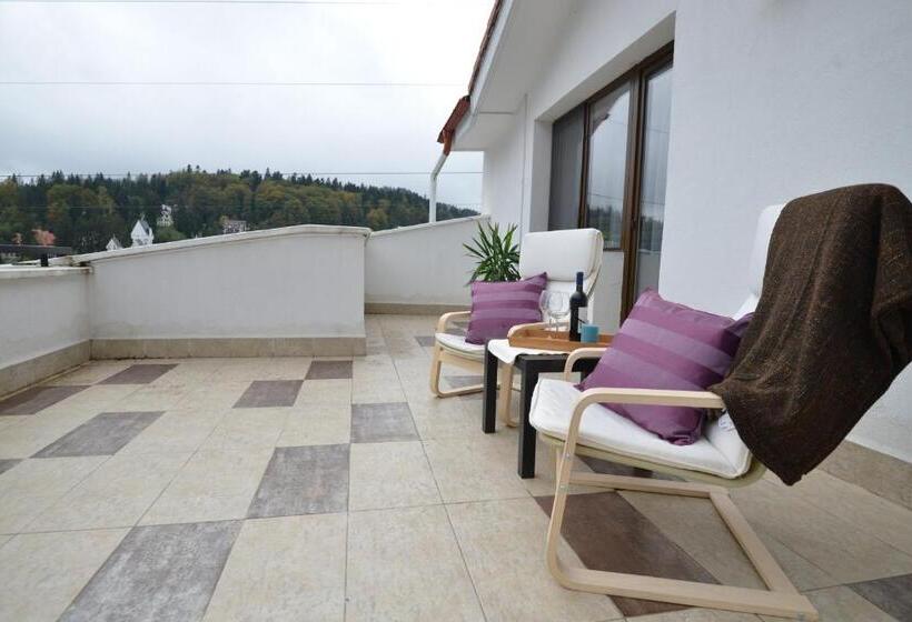 Апартаменты 2 Спальни с Террасой, 6 Apartments