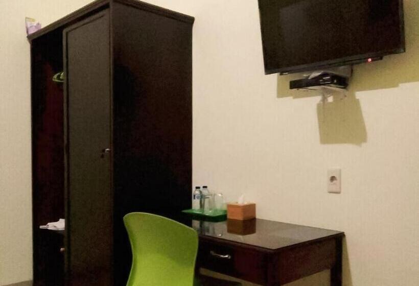Номер Стандарт, Reddoorz Near Pantai Pandan Sibolga 2