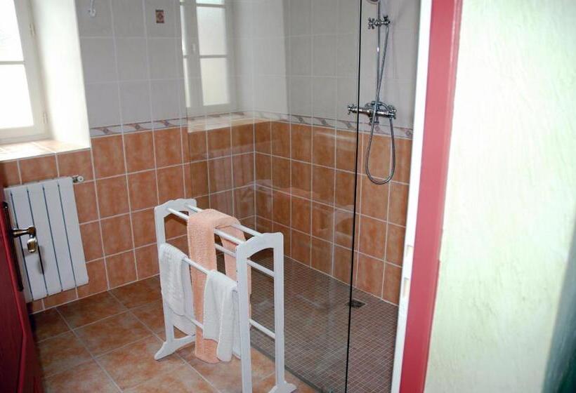 Семейный Номер, Chambres D Hotes Les Douves