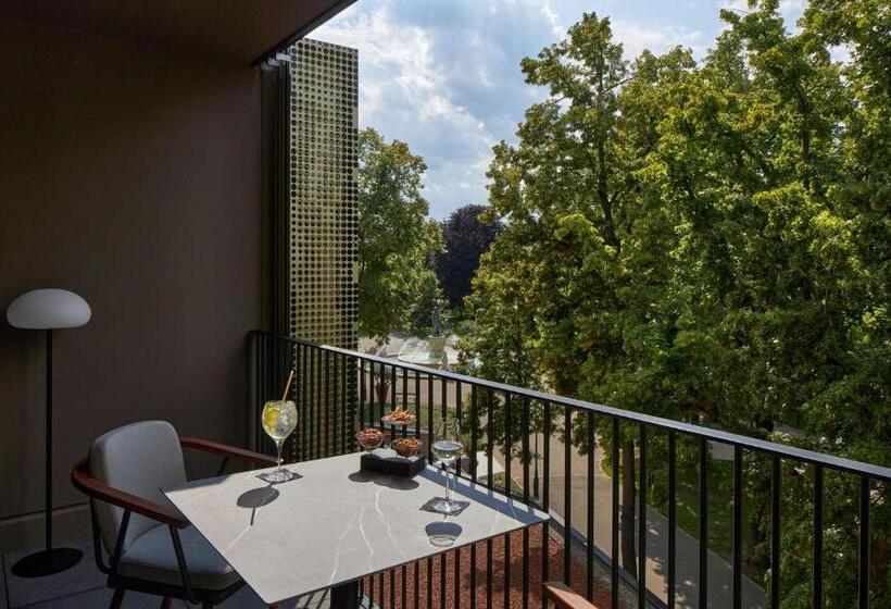 Номер Executive Кровать Кинг, L Esquisse Hotel & Spa Colmar   Mgallery
