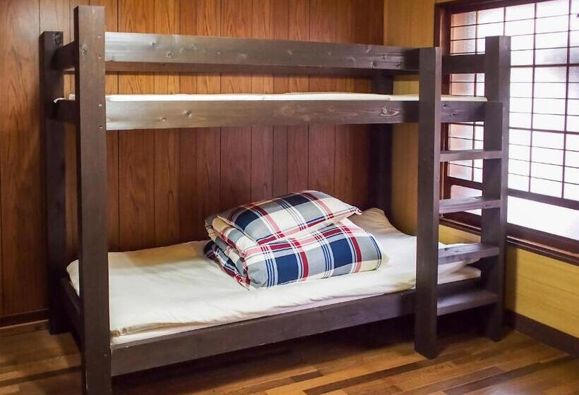 Дом 3 Спальни, Shingu Guest House 奏