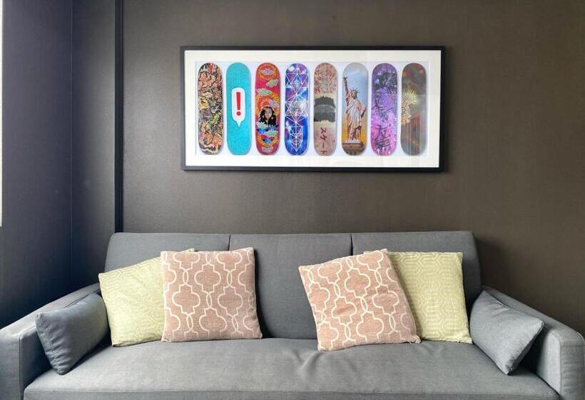 스탠다드 스튜디오, Osma By Wynwood House