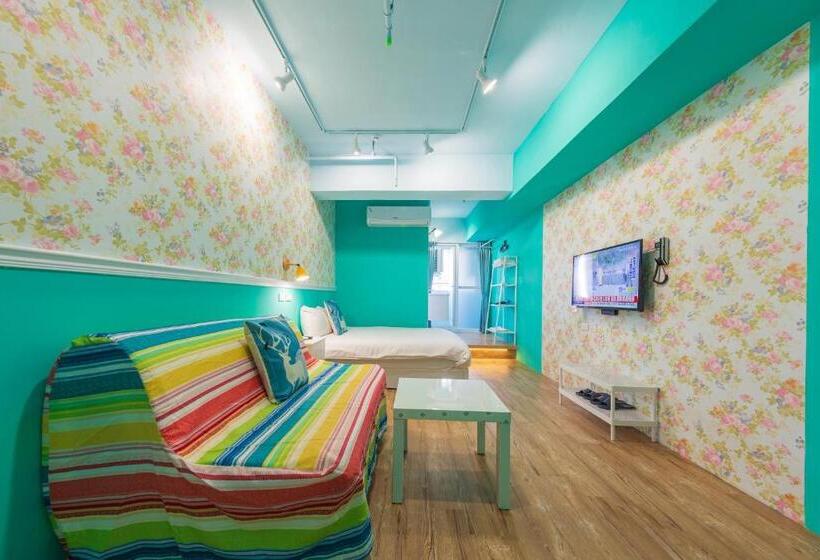 اتاق لوکس با بالکن, Kaohsiung I Hi