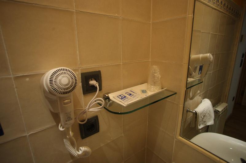 اتاق استاندارد با بالکن, Boutique Hotel Castilla