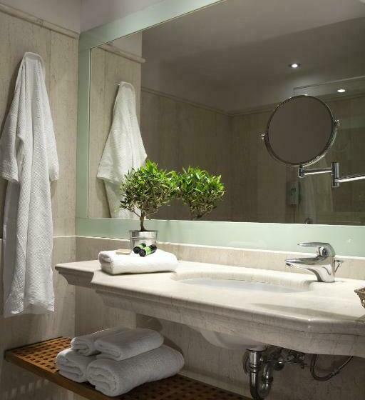 بانگلوی استاندارد با چشم‌انداز دریا, Minos Palace Resort   Adults Only