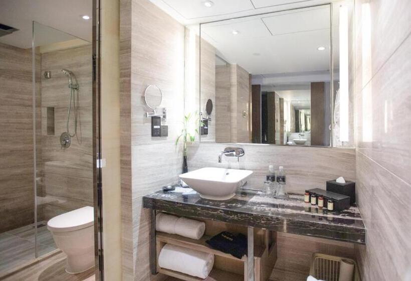 اتاق سوپریور با تخت بزرگ, Pullman Shanghai Jing An