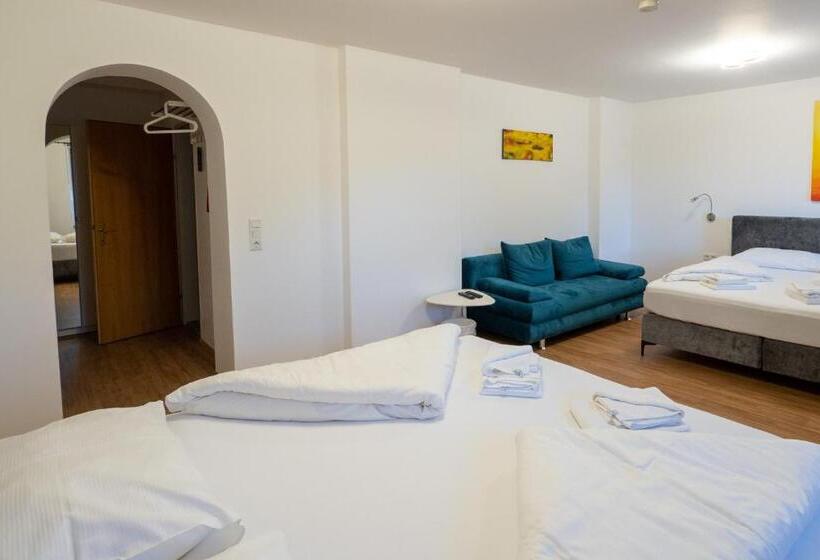 Четырехместный Номер Стандарт, B&b Hotel Heimgartl