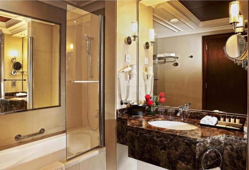 Номер Deluxe, Park Regis Kris Kin