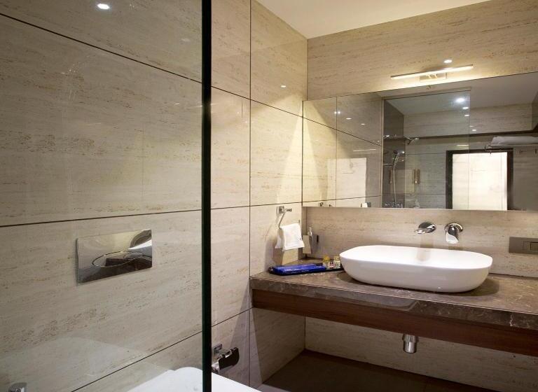 Номер Стандарт, Planet Residency