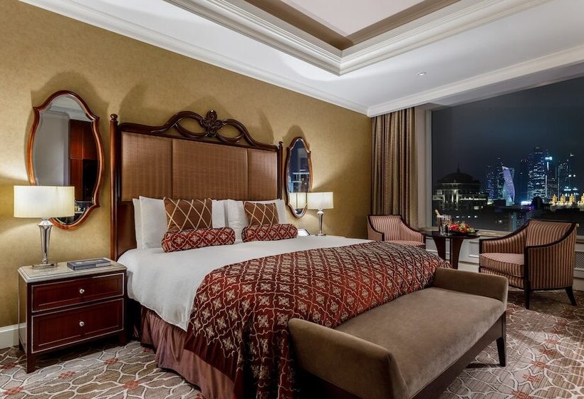 Номер Deluxe, Lotte Hotel Moscow   The Leading Hotels Of The World