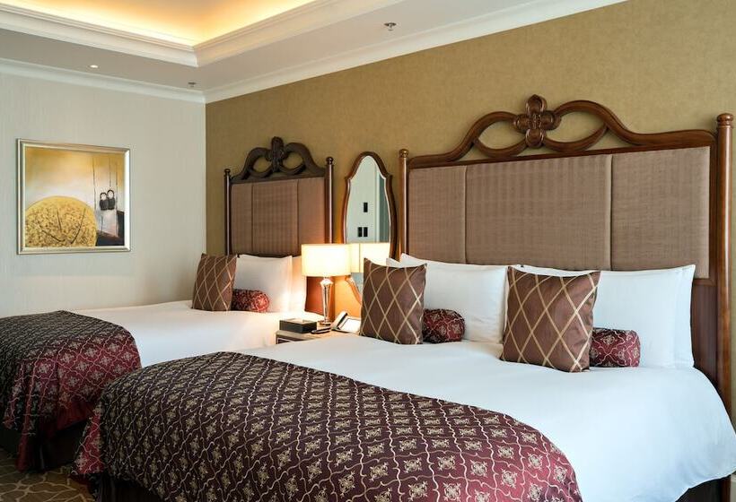Номер Deluxe, Lotte Hotel Moscow   The Leading Hotels Of The World