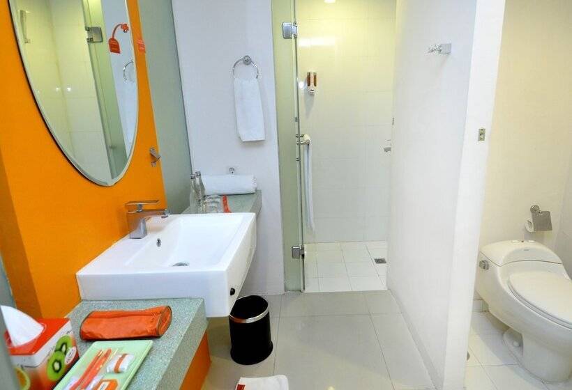 Семейные Апартаменты 3 Спальни, Harris Hotel & Residences Riverview Kuta, Bali