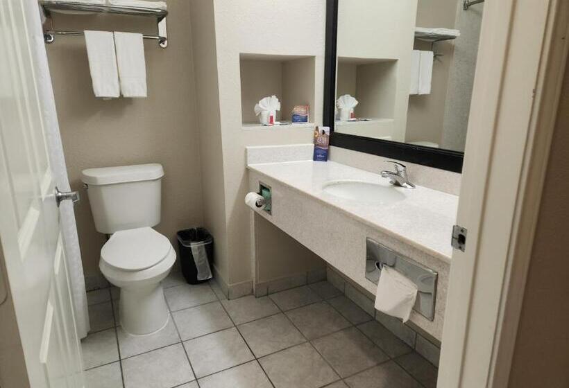 Люкс Кровать Кинг, Baymont By Wyndham Houston Brookhollow