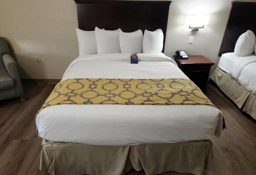 Номер Стандарт, Baymont By Wyndham Houston Brookhollow