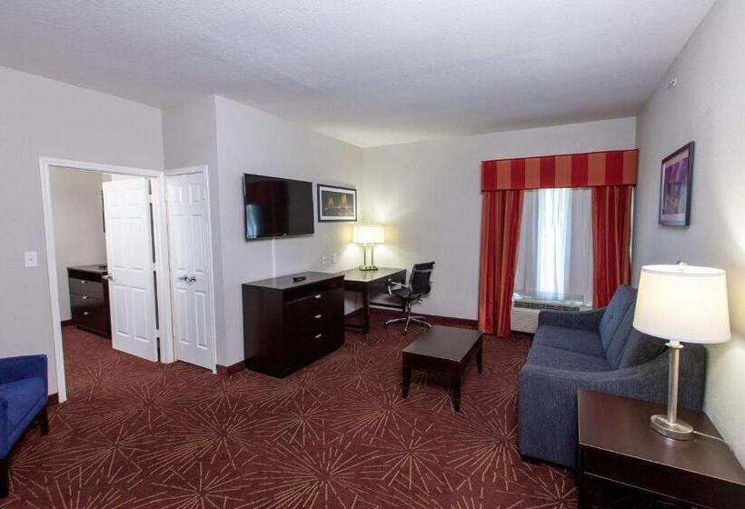 מיטת קינג בסוויטה, La Quinta By Wyndham Houston East At Normandy