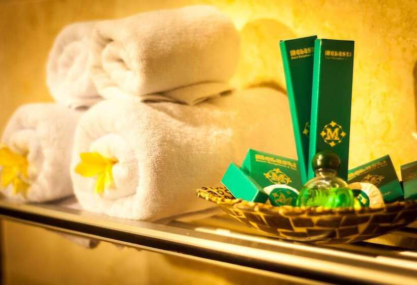Номер Deluxe, Melasti Kuta Bungalows & Spa