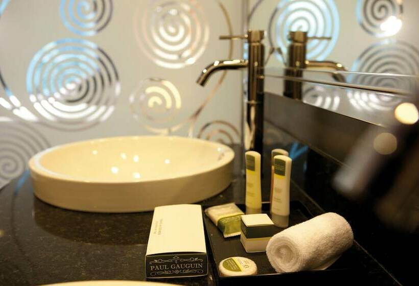 اتاق لوکس, Hotel Riu Plaza Panama