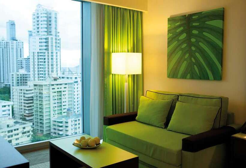 اتاق لوکس با تخت بزرگ, Hotel Riu Plaza Panama