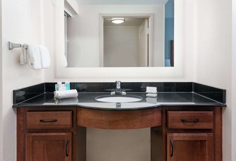 스위트, Homewood Suites By Hilton Clevelandbeachwood