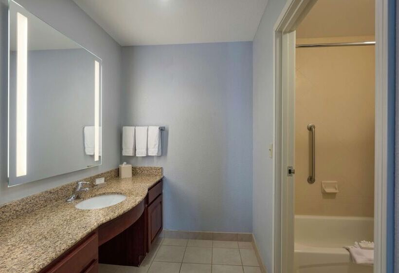 Люкс 2 Спальни, Homewood Suites By Hilton Fort Collins