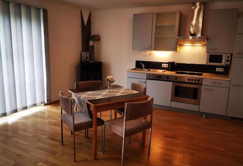 Апартаменты 1 Спальня Вид на Сад, Geinberg Suites & Via Nova Lodges