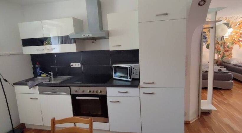 Президентский Люкс, Geinberg Suites & Via Nova Lodges