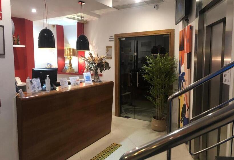 اتاق استاندارد, Hostal Albany