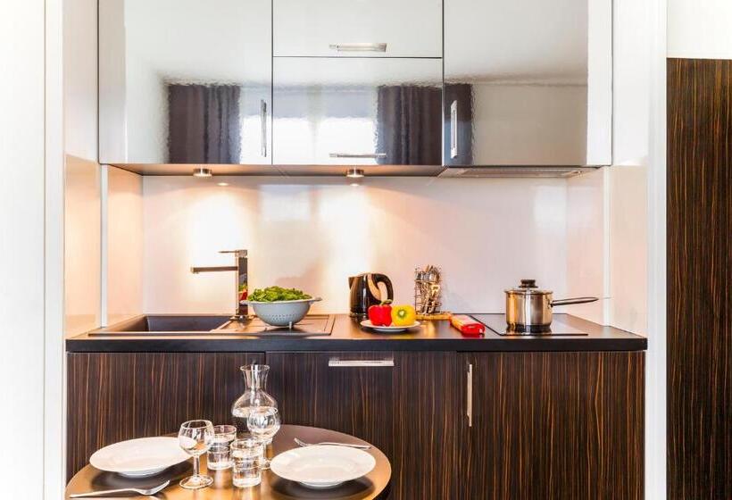 Студия Стандарт, Aparthotel Adagio Marseille Timone
