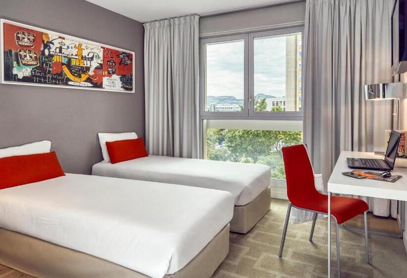 Апартаменты 1 Спальня с Балконом, Aparthotel Adagio Marseille Timone