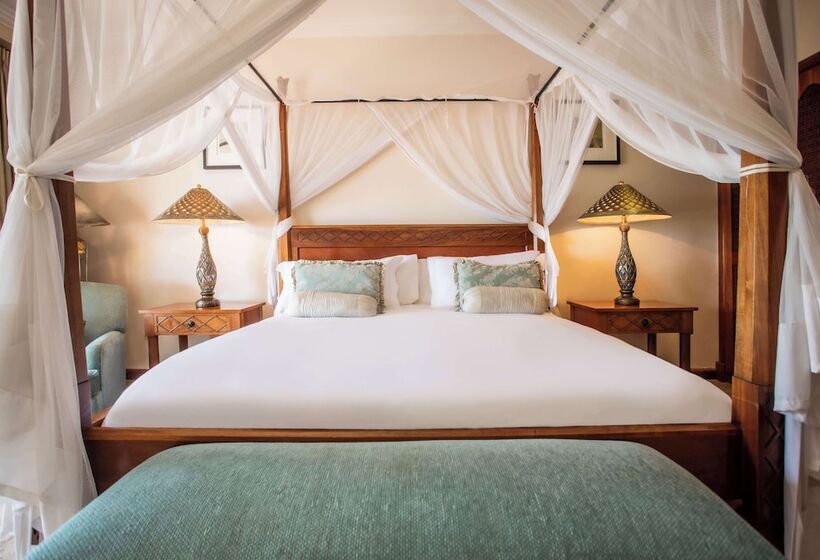 Люкс Повышенной Комфортности, Avani Pemba Beach