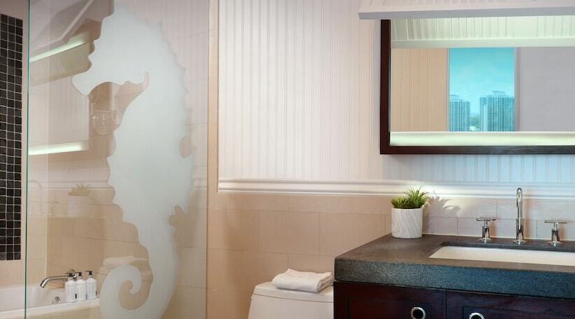 Люкс 2 Спальни, Sole Miami A Noble House Resort