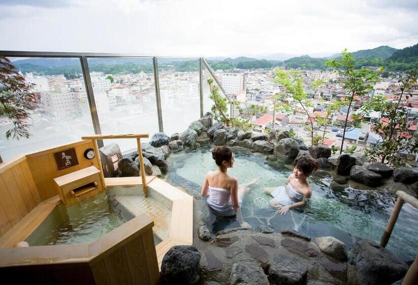 豪华房间, Takayama Ouan