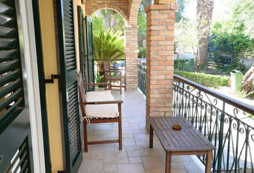 Апартаменты 3 Спальни, Villa Yannis