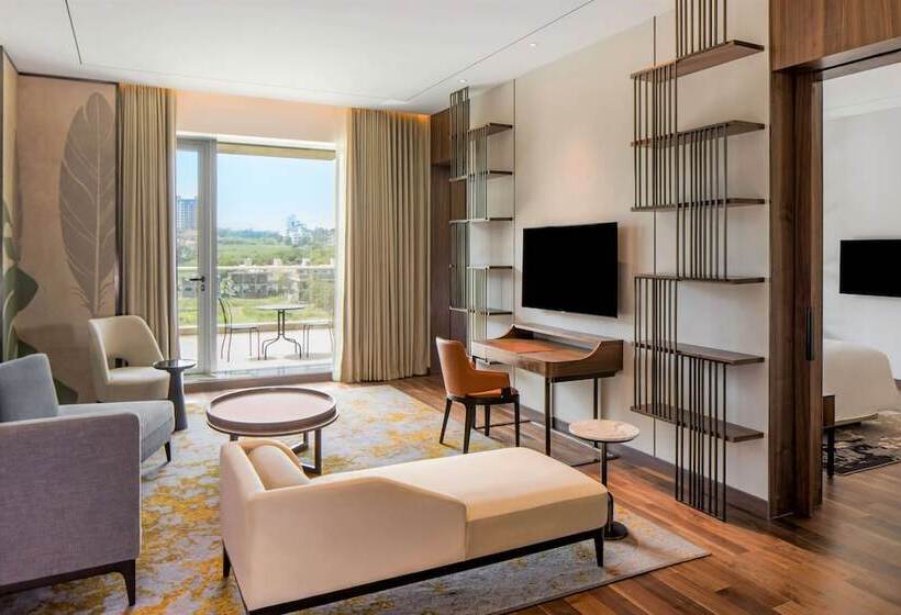 Люкс Повышенной Комфортности, Radisson Blu Hotel & Spa, Nashik