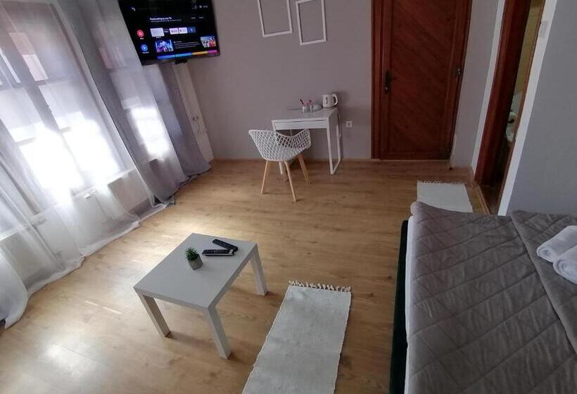 اتاق لوکس, Mon Accommodation Free Parking