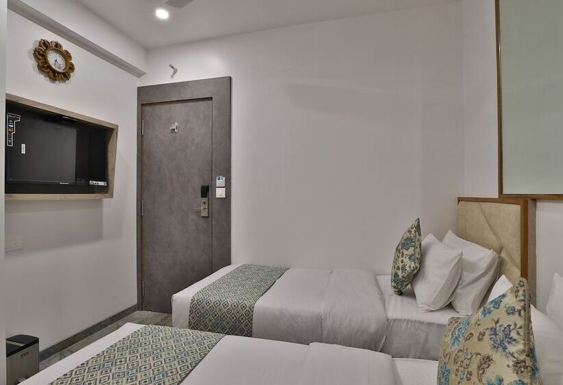 اتاق سوپریور, 7 Orbit Hotel, Surat