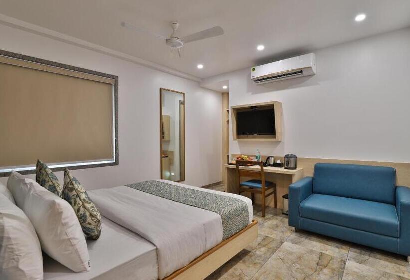 سوییت خانوادگی, 7 Orbit Hotel, Surat