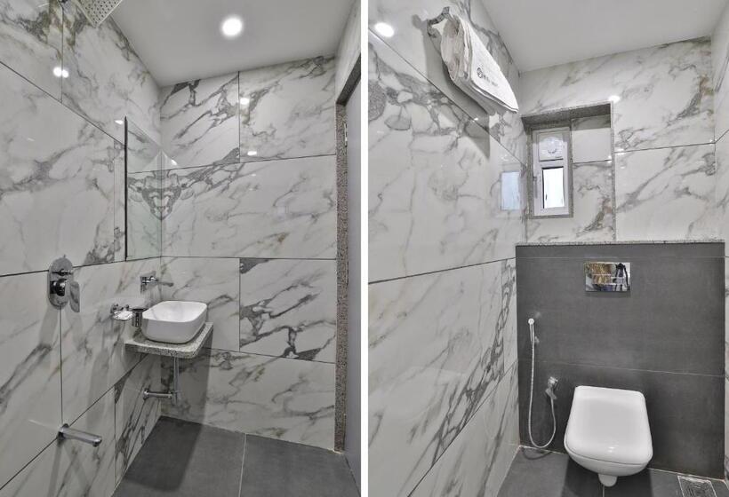 اتاق لوکس, 7 Orbit Hotel, Surat