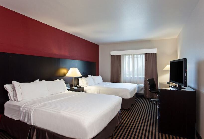 스탠다드 룸 더블 침대 2개, Holiday Inn Express Hollywood Walk Of Fame, An Ihg