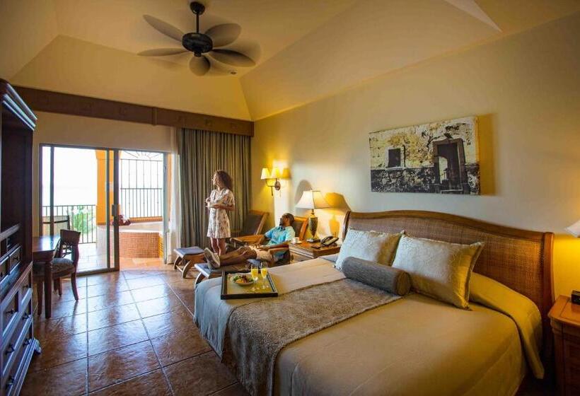 デラックススイート, The Royal Haciendas Resort & Spa