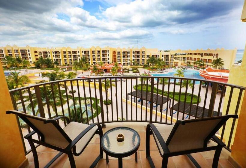 ２ベッドルームのマスタースイート, The Royal Haciendas Resort & Spa