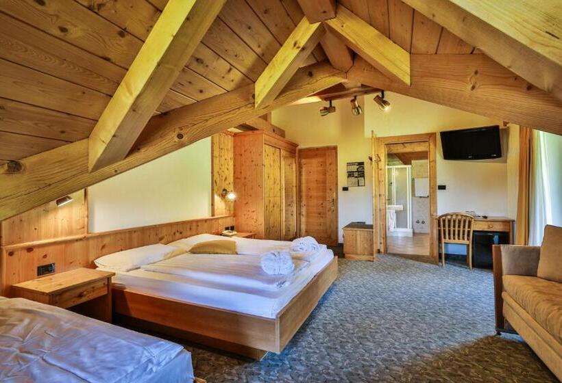 اتاق استاندارد سه نفره, Mytime Hotels Savoy