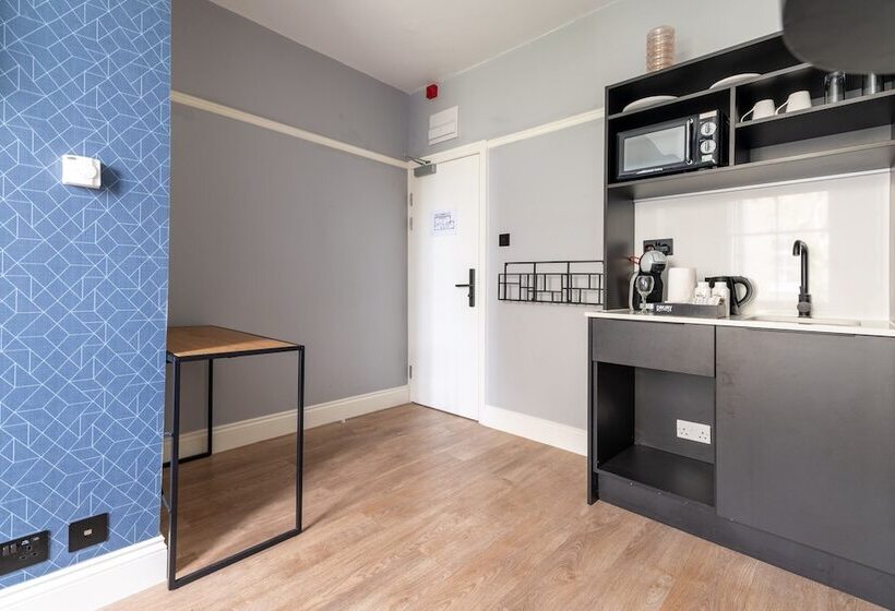 Номер Basic, Kensington Rooms   Warwick Road