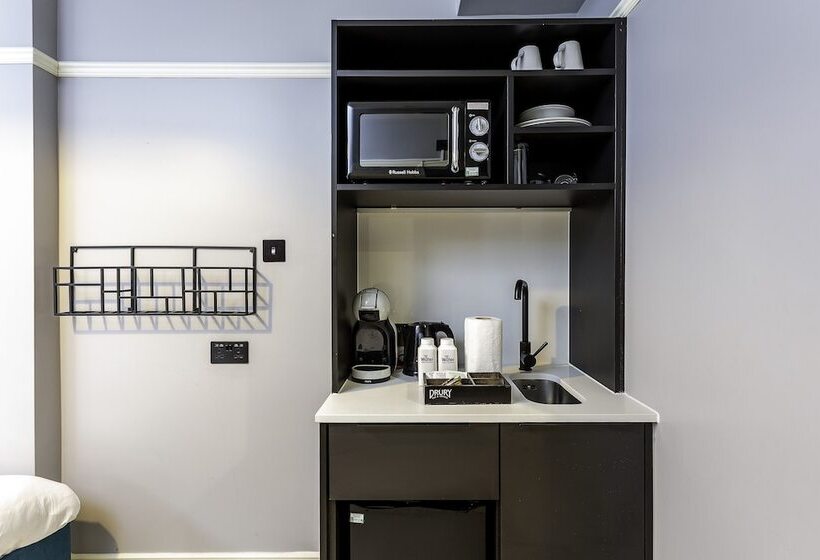 Номер Стандарт, Kensington Rooms   Warwick Road