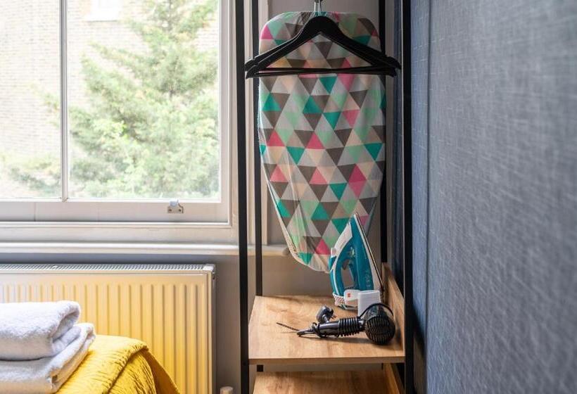 Номер Basic, Kensington Rooms   Warwick Road